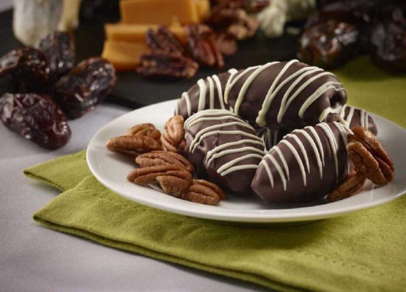 https://shp.aradbranding.com/خرید و فروش شکلات خرمایی پارسان با شرایط فوق العاده